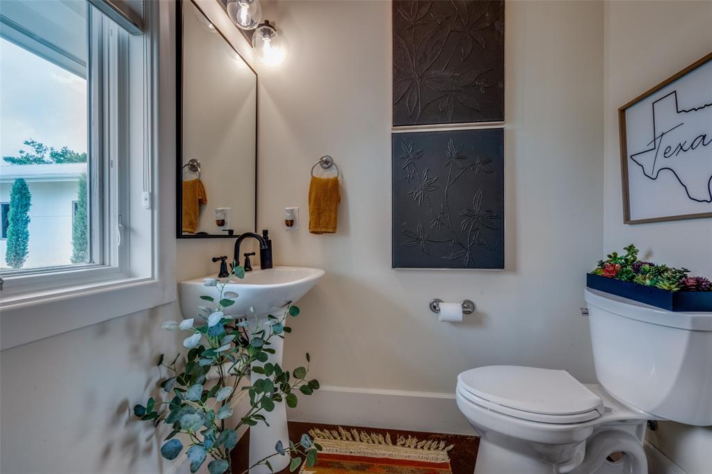 Hickory Knoll - Residential