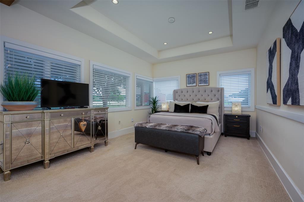 Hickory Knoll - Residential