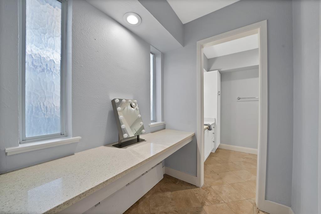 Paradiso Condo Ph 02 - Residential Lease