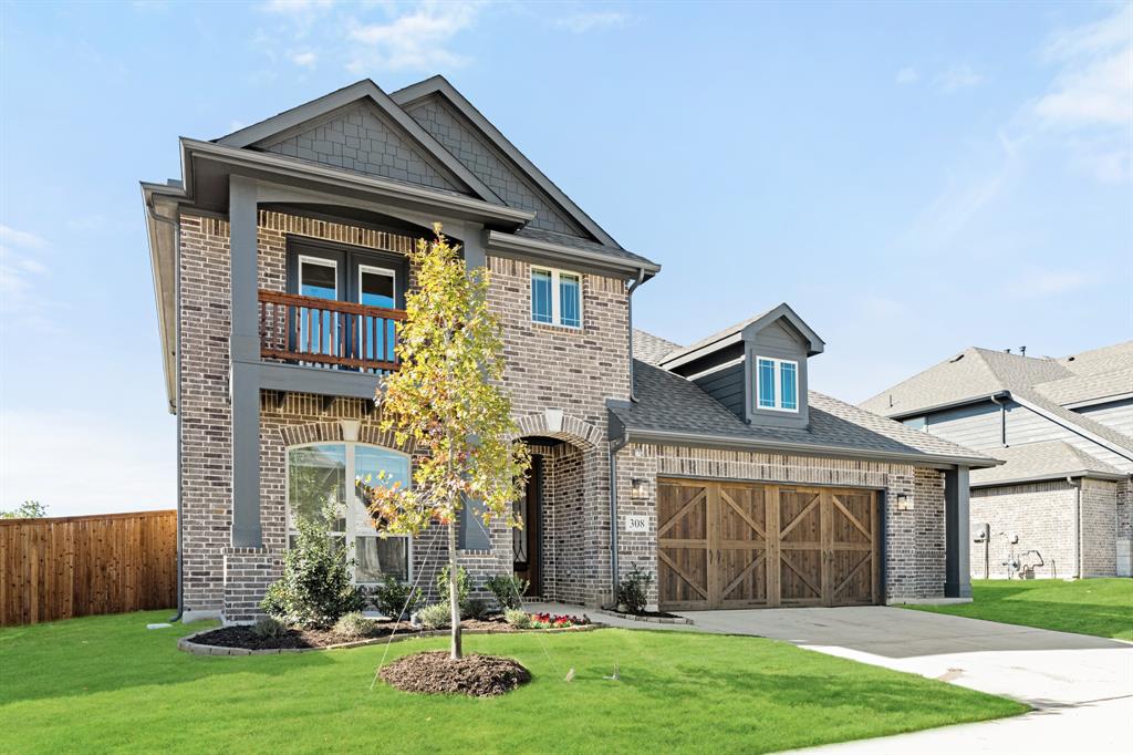 308 Mandarin Circle