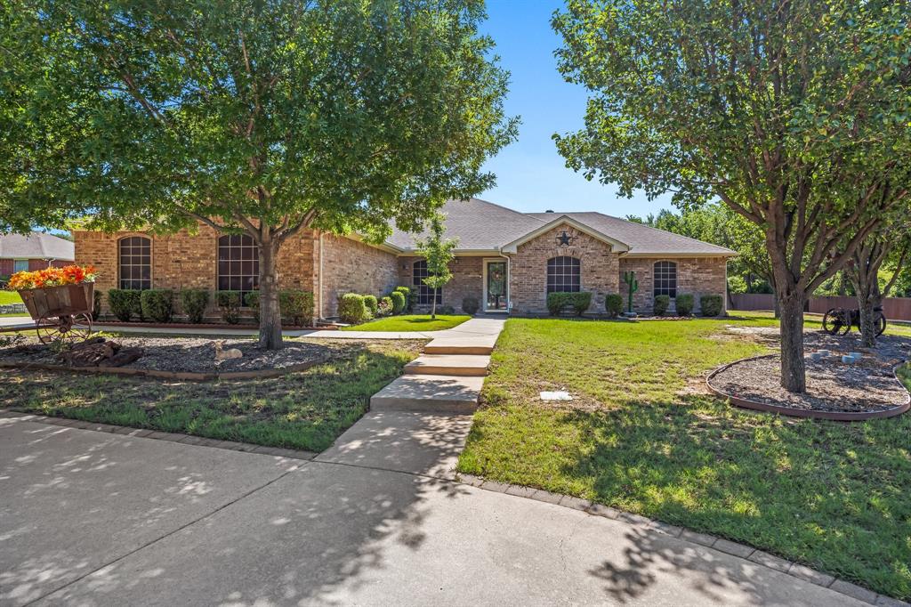 View Burleson, TX 76028 house