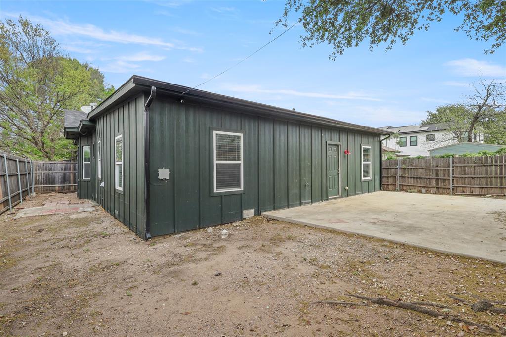 Dallas Land & Loan 3 - Residential