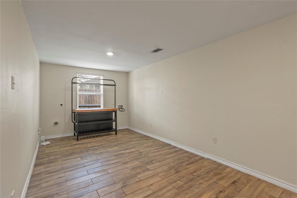 Dallas Land & Loan 3 - Residential