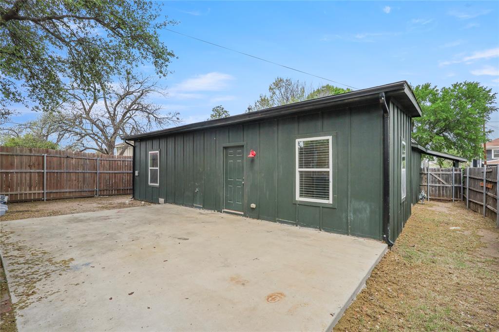 Dallas Land & Loan 3 - Residential