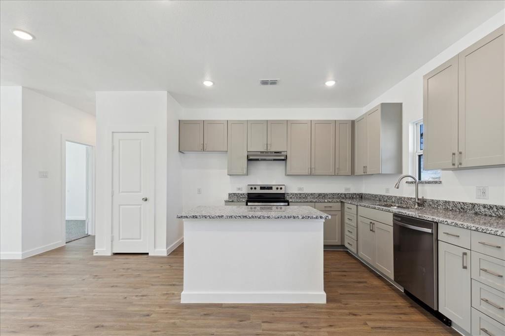 Meadow Oaks - Residential