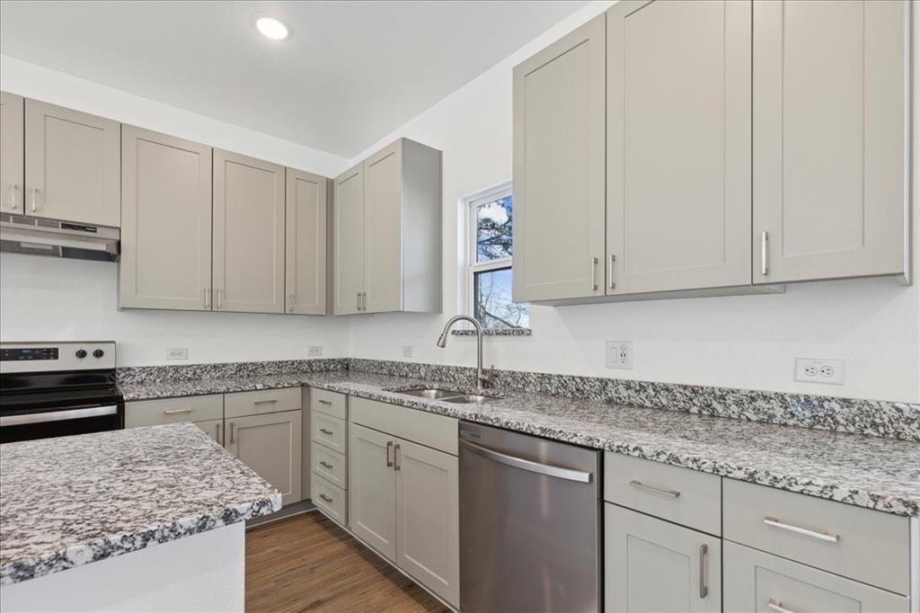 Meadow Oaks - Residential