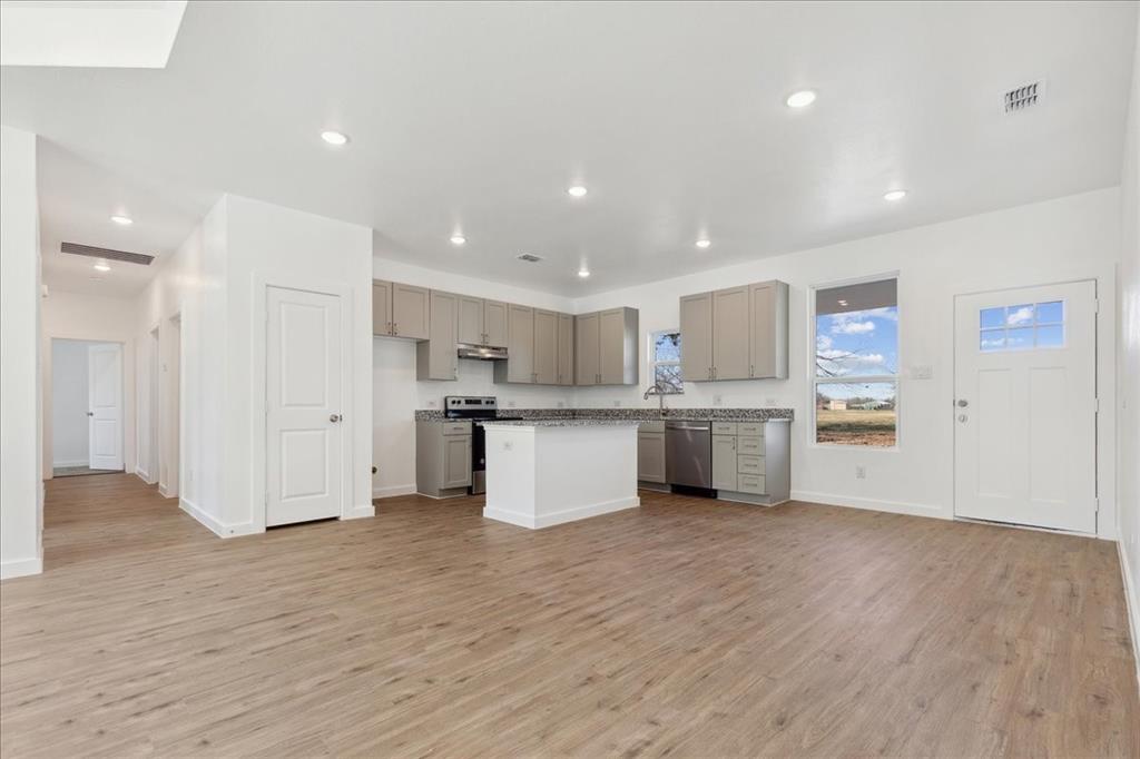 Meadow Oaks - Residential