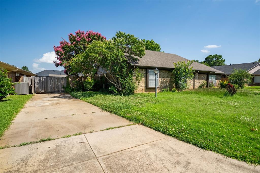 4404 Three Oaks Drive
