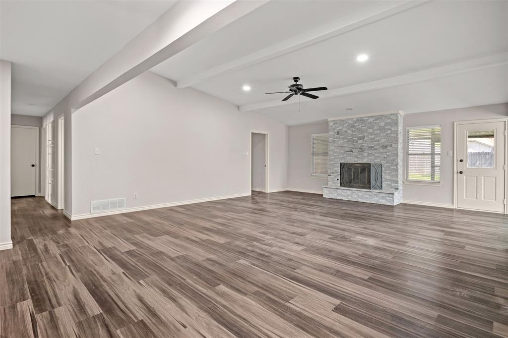4404 Three Oaks Drive