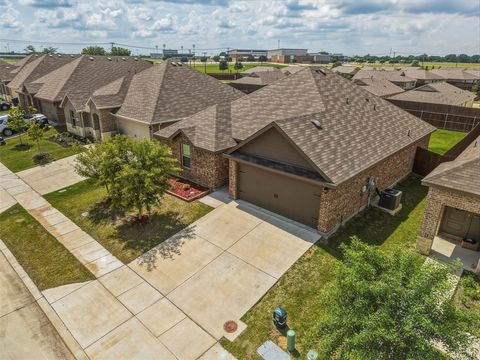 Photo of 1210 Grand View Drive, Ennis, TX 75119 (MLS # 21289722)