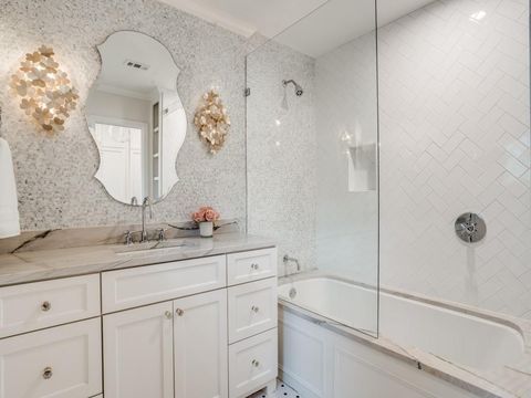 Tiny photo for 4561 Bordeaux Avenue, Highland Park, TX 75205 (MLS # 21233924)