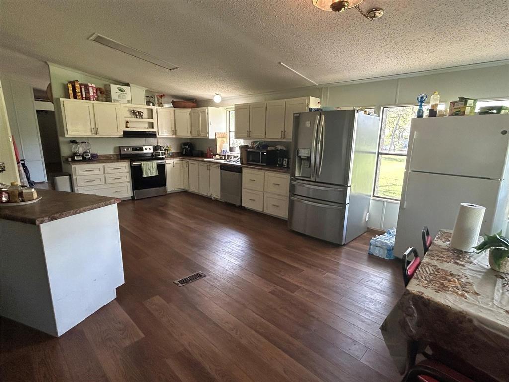 10440 Private Road 5206