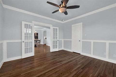 Tiny photo for 549 N Johnson Street, McKinney, TX 75069 (MLS # 21396057)