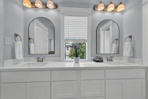 Tiny photo for 549 N Johnson Street, McKinney, TX 75069 (MLS # 21396057)