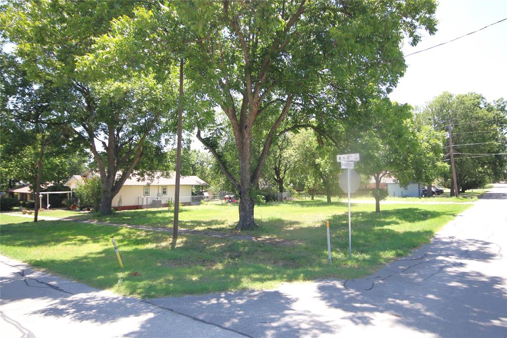 523 W 4th Street