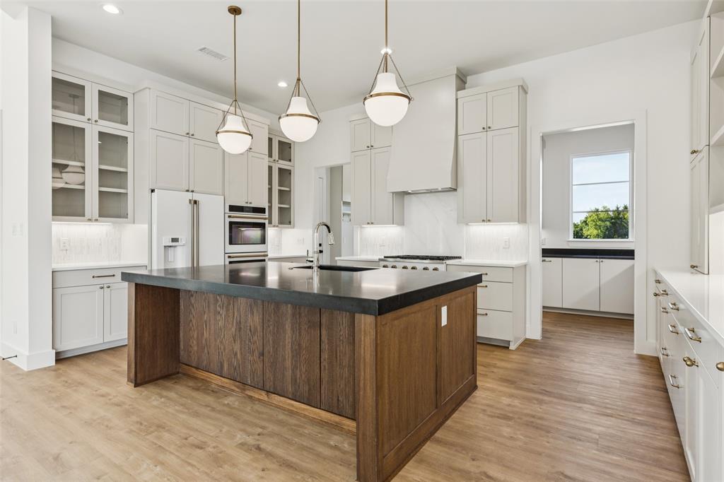 Azalea Hollow - Residential