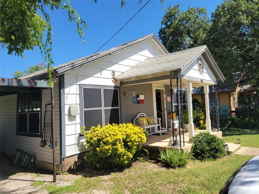 Adorable home that is need of a few repairs. This would be a great fixer upper for the right person, a handy man can make this home shine again. This two bedroom home has two living areas where one of these living areas can be converted into the 3rd bedroom. It does have a cute kitchen and dining area. The yard is beautiful and has plenty of room to add lots of pleasure to the outdoors lovers. The home does need a new roof and has some floor leveling issues. With a little work this cute little home can be brought back to its charming self again. If your in for a challenge, give me a call and lets take a look to see if its something that could work for you.
