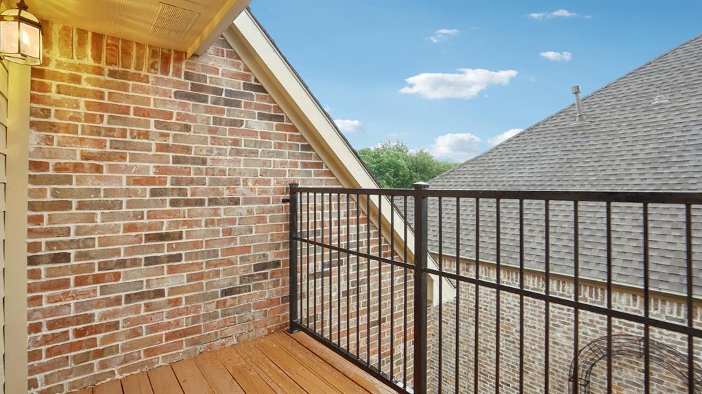 Village Of Ballantrae Sec One - Residential Lease