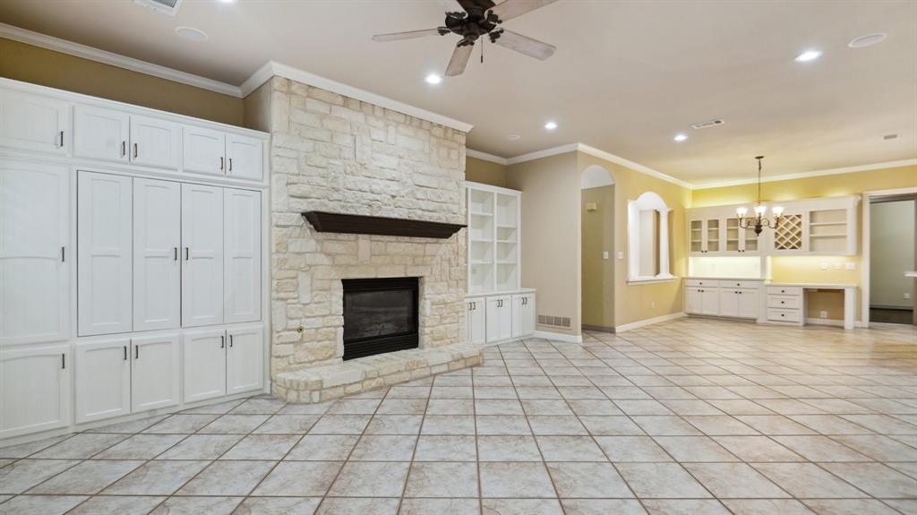 Village Of Ballantrae Sec One - Residential Lease