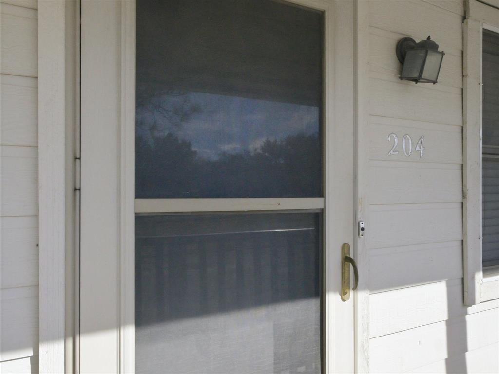 102 Harbor Drive 204