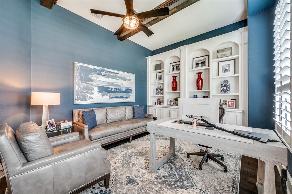 2021 Longmont Lane