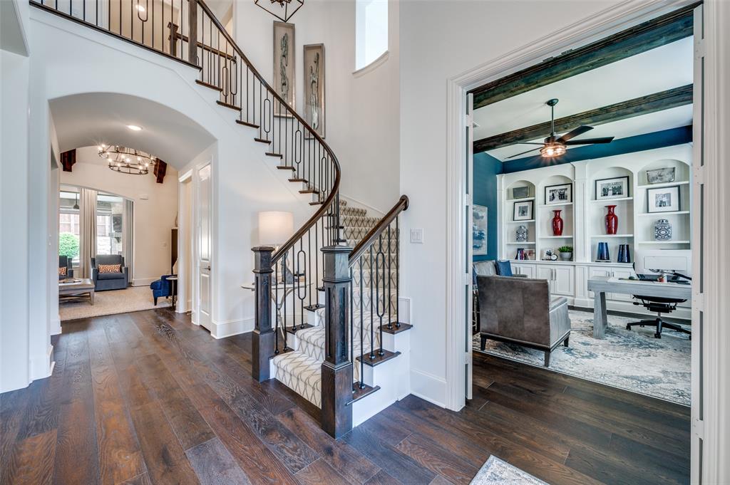 2021 Longmont Lane