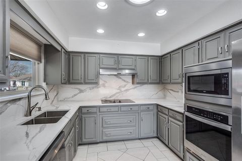 Tiny photo for 3901 Medina Drive, Plano, TX 75074 (MLS # 21198078)