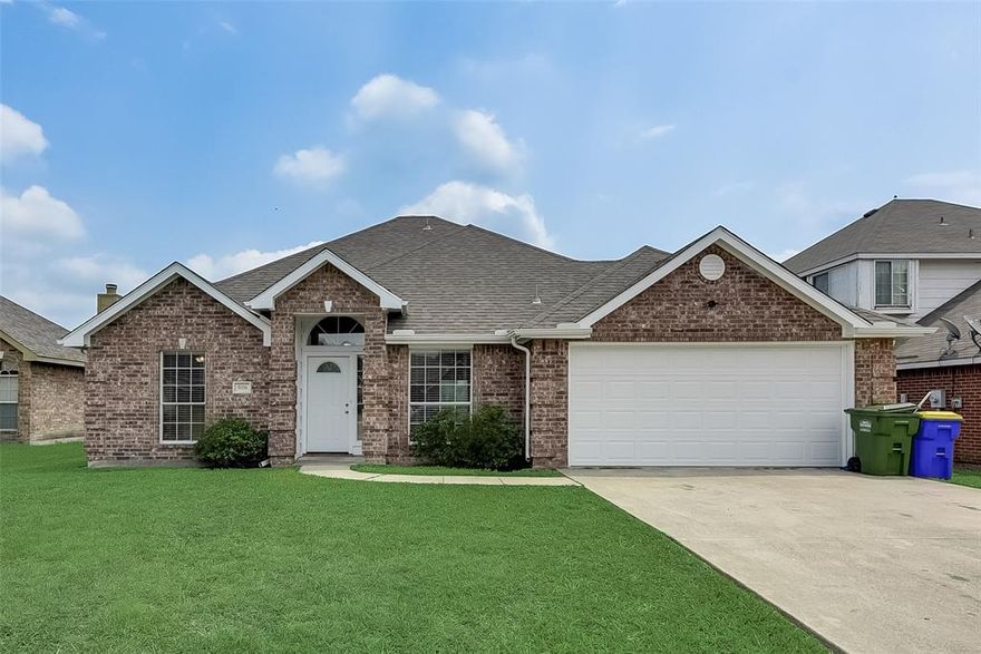 Welcome to your new home! This spacious 4 bed, 2 bath home has been remodeled from the floor to ceiling with new flooring, kitchen appliances, fresh paint, and much much more. The living room and dining areas are perfect for entertaining. The kitchen has granite counter space, breakfast space. The primary bedroom has a huge walk in closet and bathroom. The open floorplan is split and allows privacy between the primary bedroom and secondary bedrooms. With front 2 car garage, back yard with fence for your privacy.