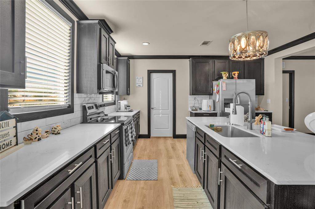 Edmonds Anson - Residential