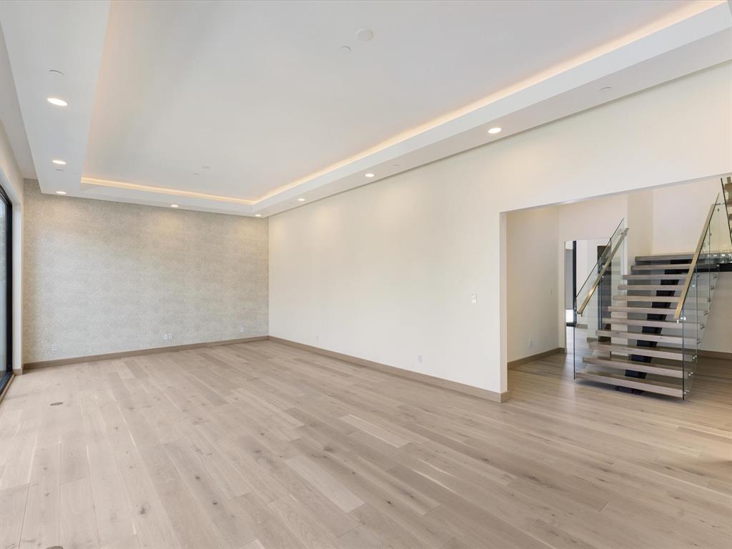 Biglot - Residential