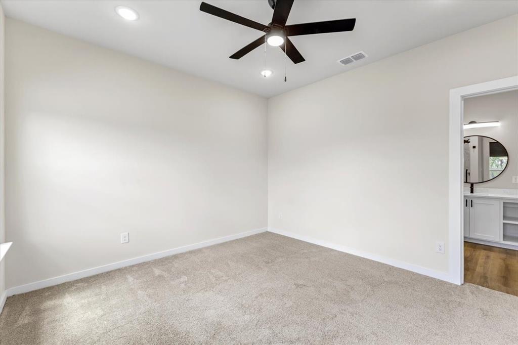 Runaway Bay Unit 5 - Residential