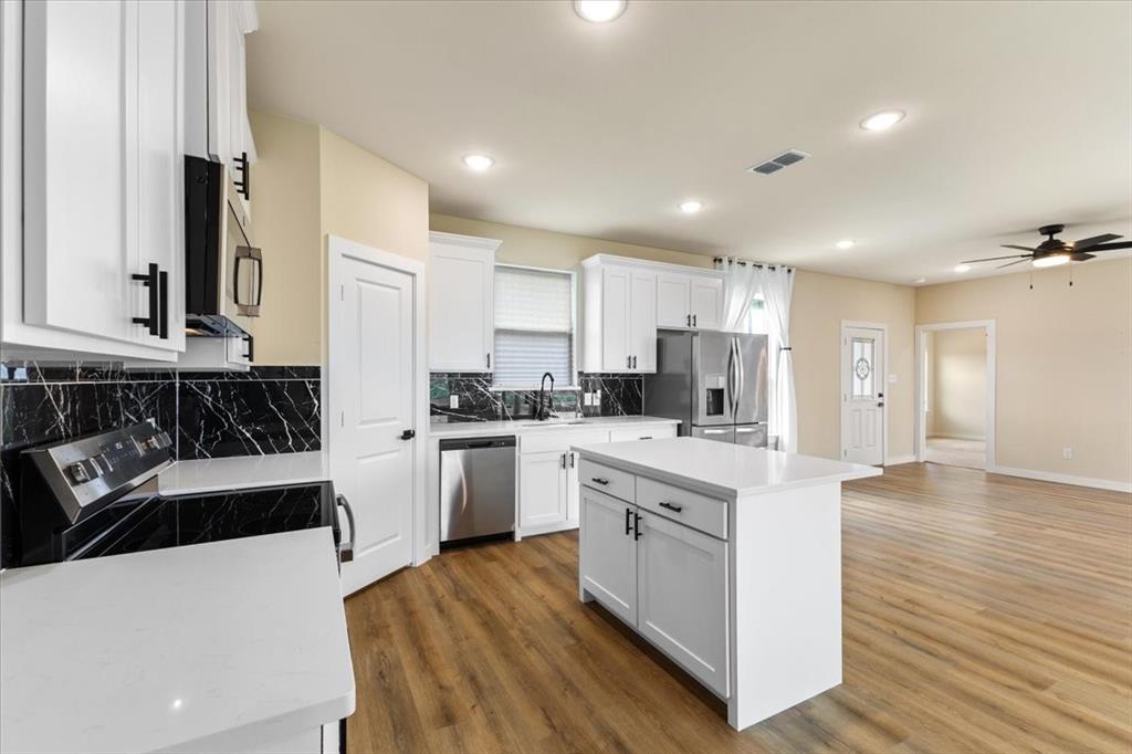 Runaway Bay Unit 5 - Residential