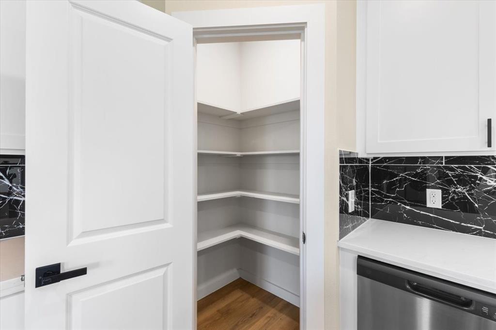 Runaway Bay Unit 5 - Residential