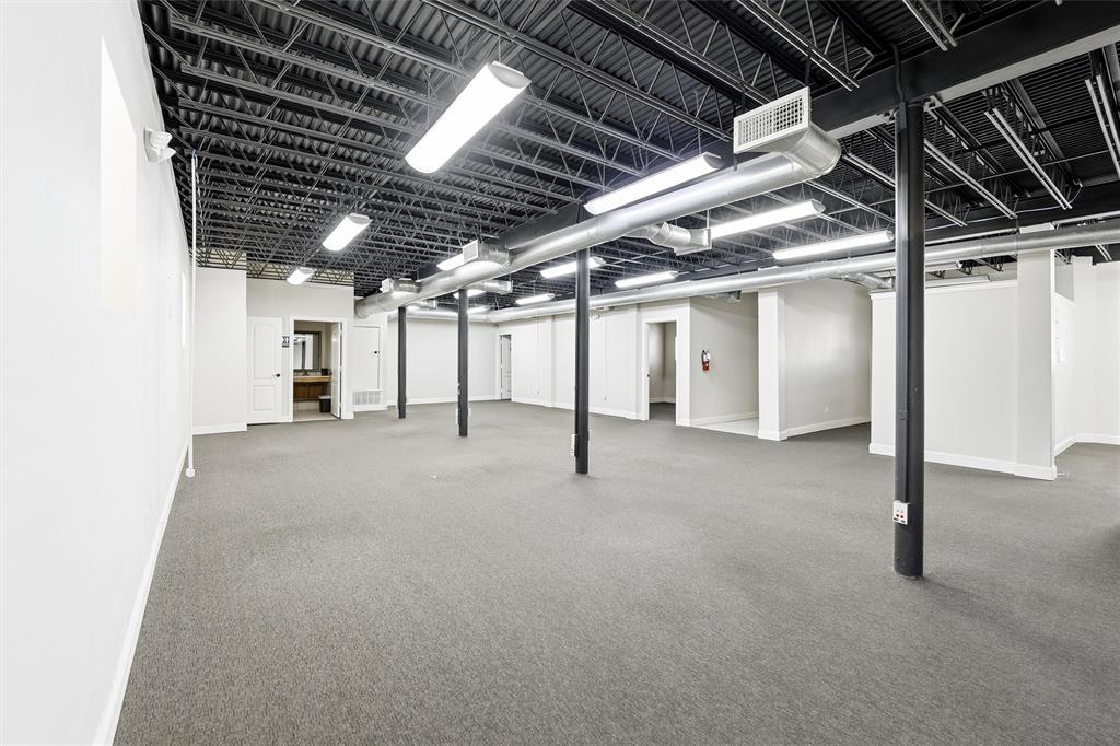 Moore-Thornton & Co - Commercial Sale