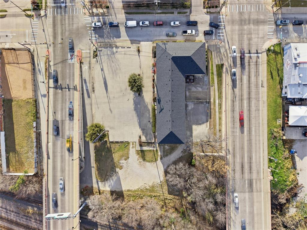 Moore-Thornton & Co - Commercial Sale