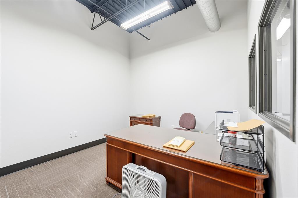 Moore-Thornton & Co - Commercial Sale