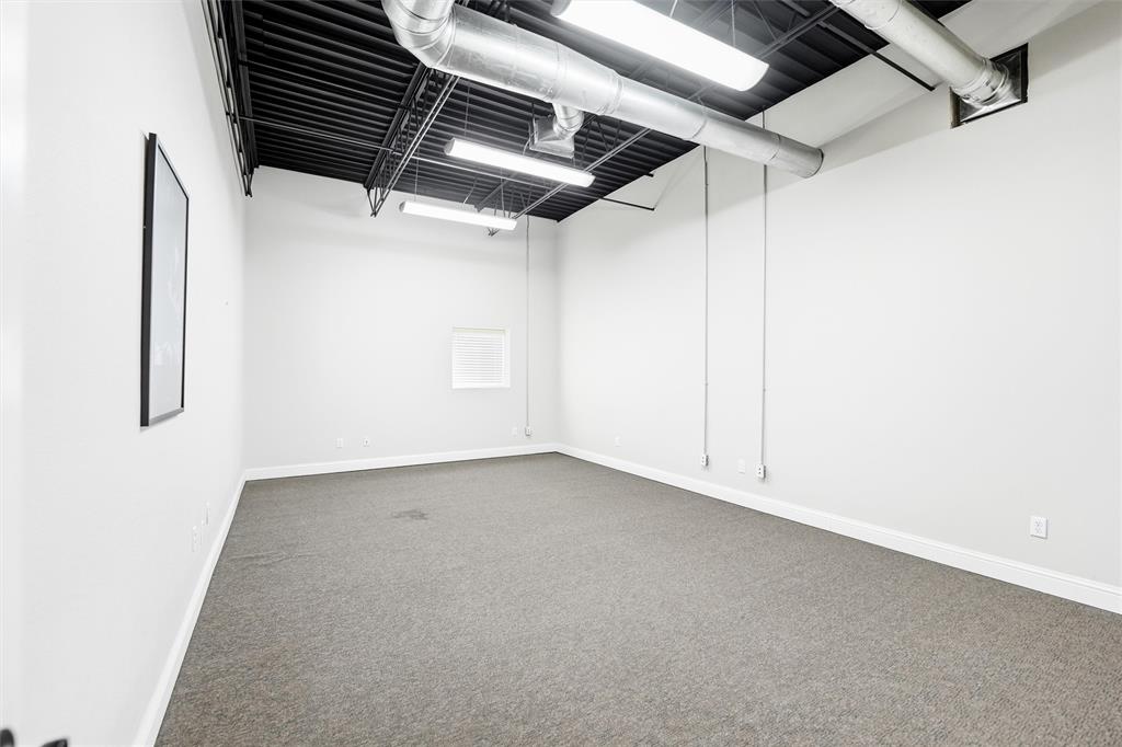 Moore-Thornton & Co - Commercial Sale