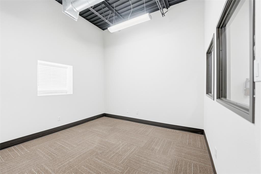 Moore-Thornton & Co - Commercial Sale