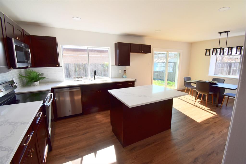 Lakeview Meadows Estates - Residential Lease