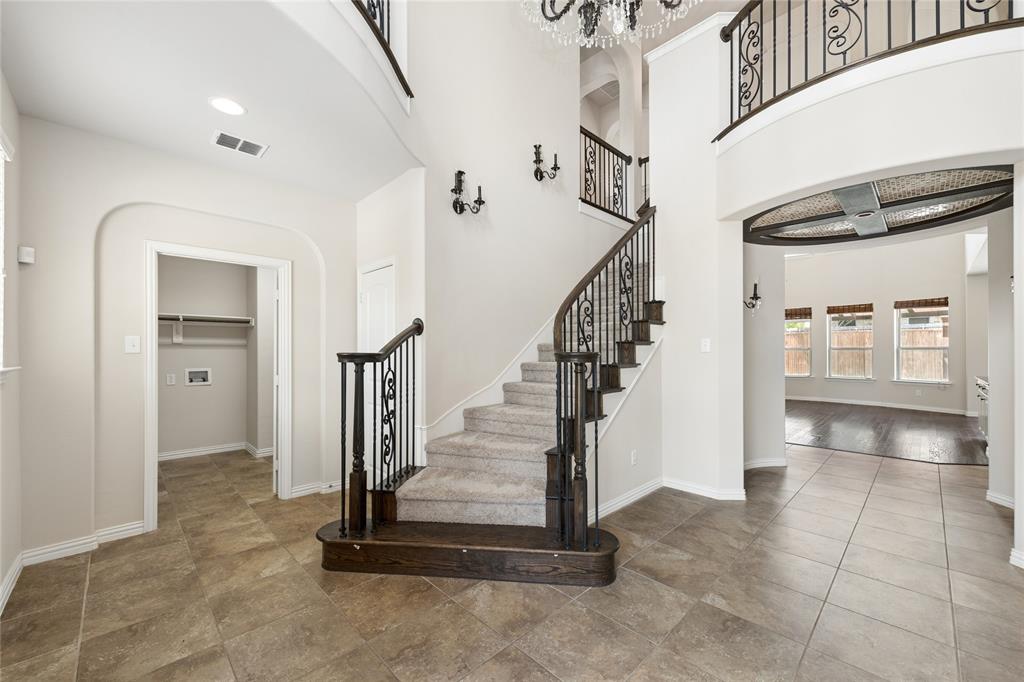 12571 Valley Spring Drive