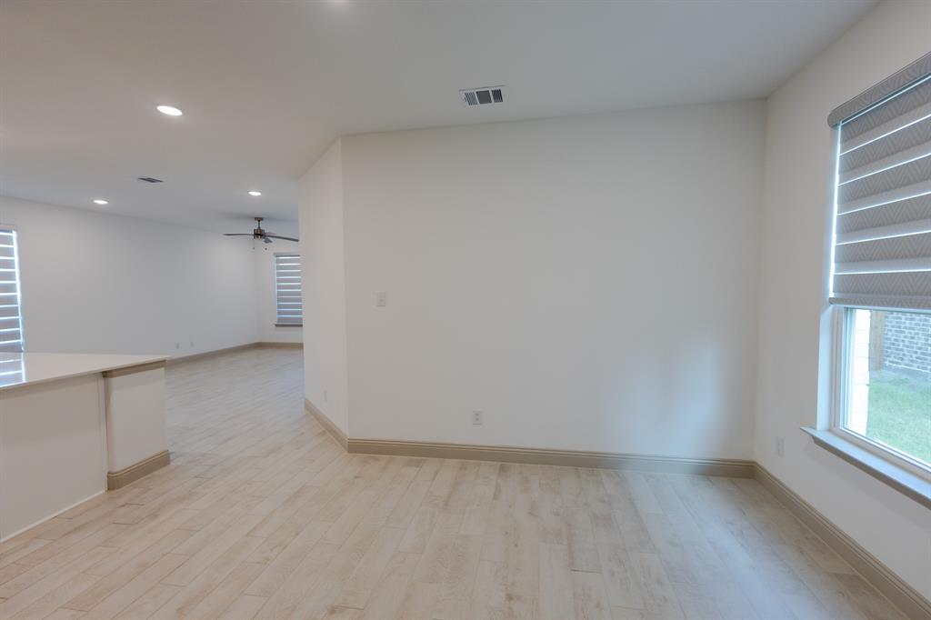 3009 Isla Terrace