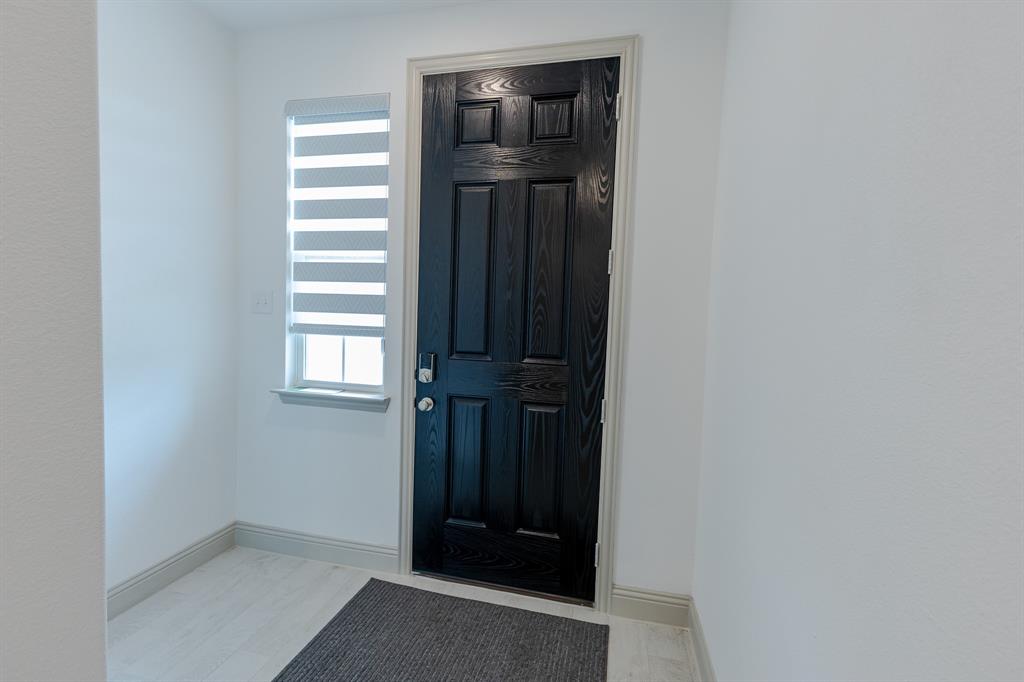 3009 Isla Terrace