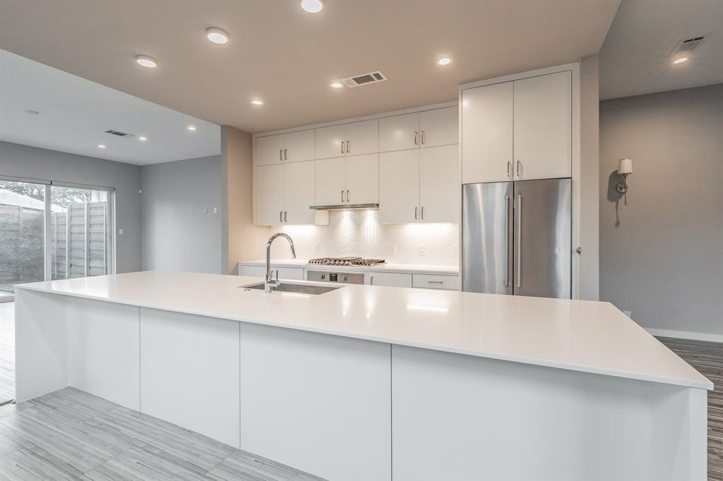 Belmont Park - Residential