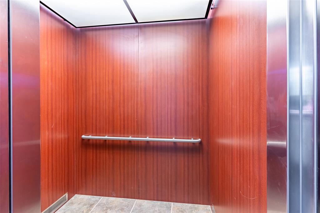 Willis-Sealock Add - Commercial Lease