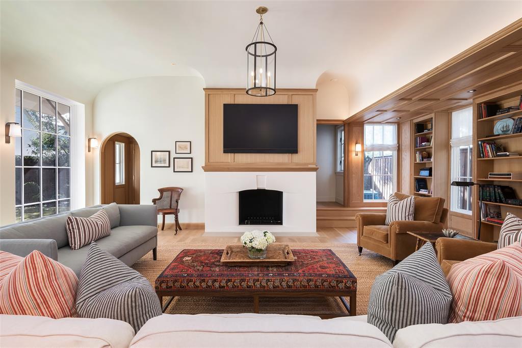 Highland Park 04 Instl - Residential