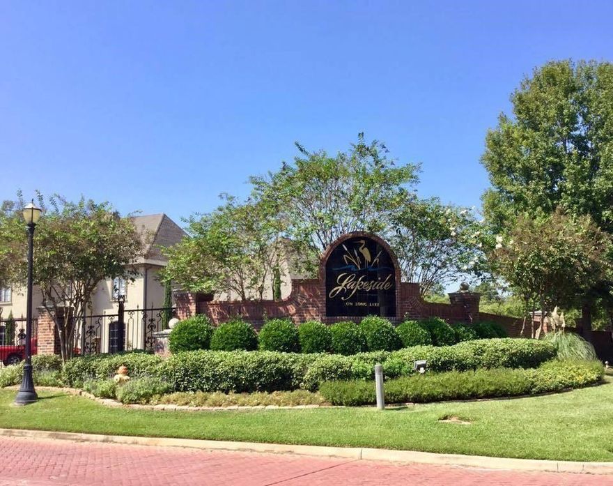 Gated Subdivision. Fast growing Neighborhood.  COme have a pick  of what lotsa we have left.  Build you dream home.