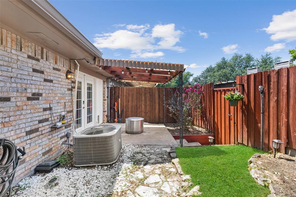 Crest Meadow Estates - Residential