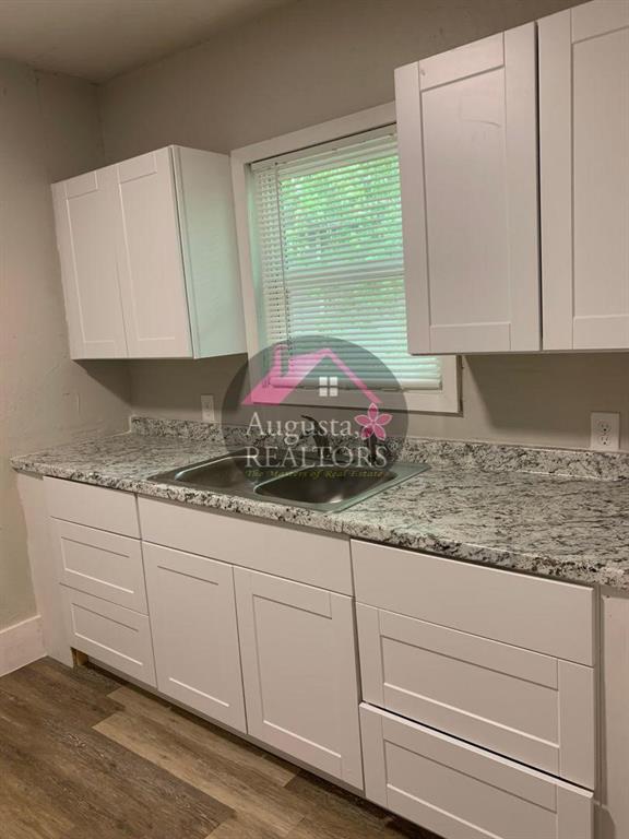 College Heights - Residential Lease