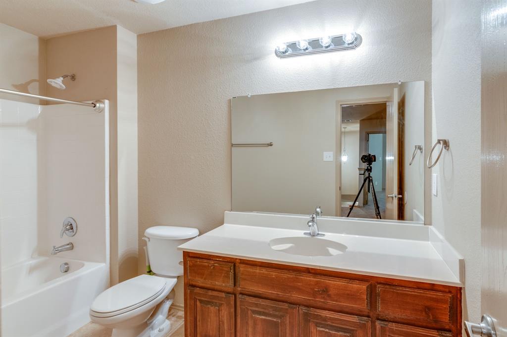 Fossil Park IV - Residential Lease