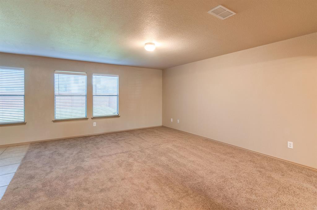 Fossil Park IV - Residential Lease